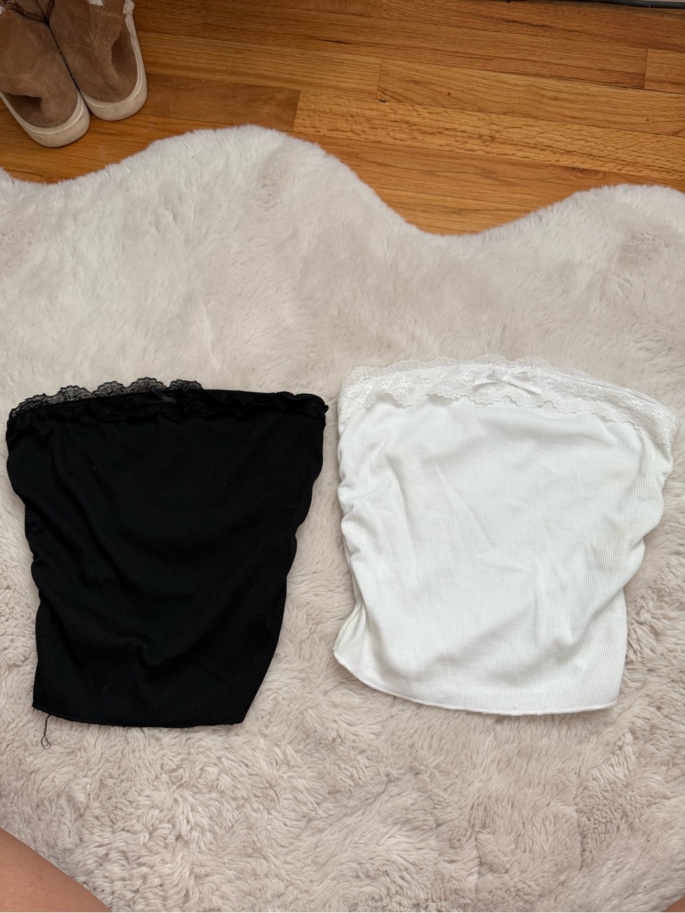 Set of 2 - Black and White Lace-Trim Tube Tops